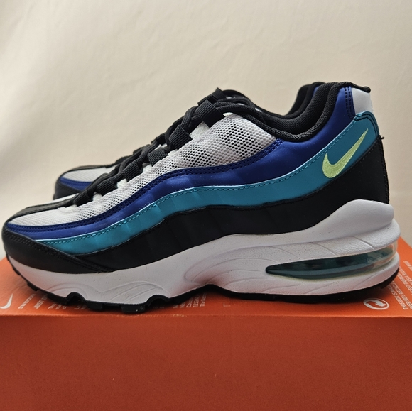New kids Nike air max 95. Size 3.5y - Picture 2 of 6